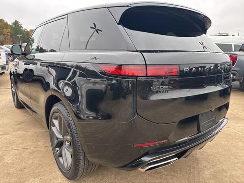 2023 Land Rover Range Rover Sport SE