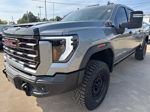 2025 GMC Sierra 2500 AT4