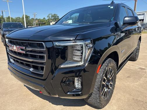 2022 GMC Yukon 4WD AT4