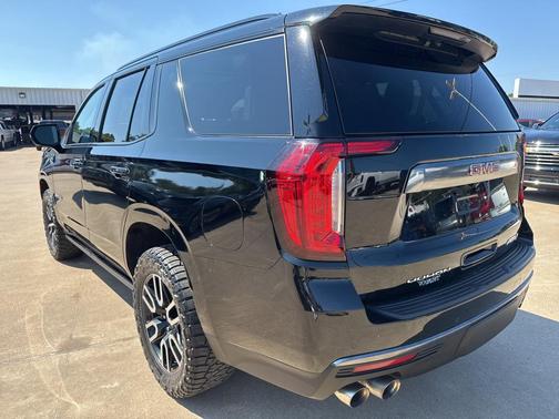 2022 GMC Yukon 4WD AT4