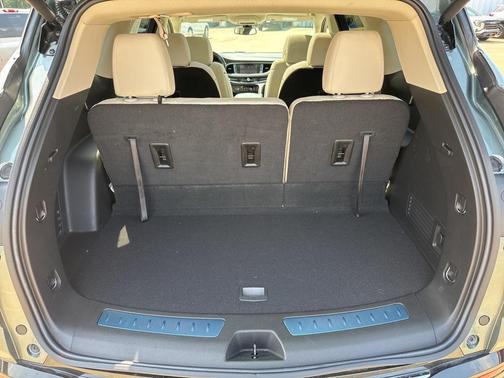 2023 Buick Enclave Essence FWD