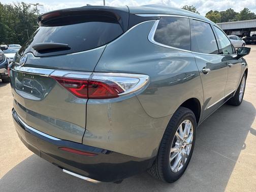 2023 Buick Enclave Essence FWD