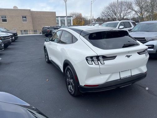 2021 Ford Mustang Mach-E Select