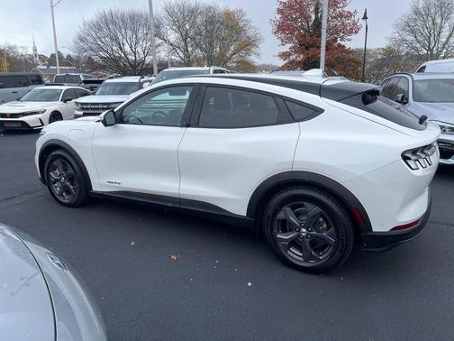 2021 Ford Mustang Mach-E Select
