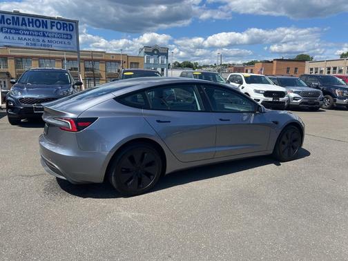 2024 Tesla Model 3 Base