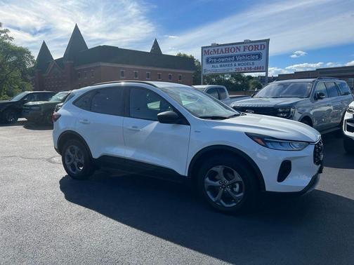 White Metallic 2025 Ford Escape ST-Line