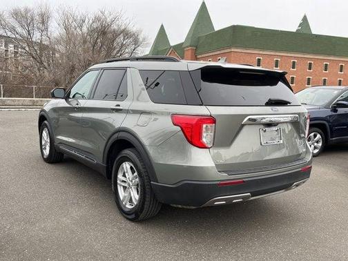 Silver Spruce Metallic 2020 Ford Explorer XLT