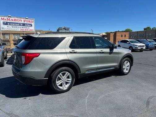 Silver Spruce Metallic 2020 Ford Explorer XLT