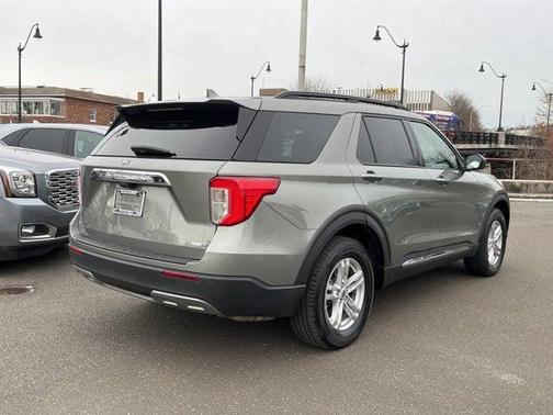 Silver Spruce Metallic 2020 Ford Explorer XLT