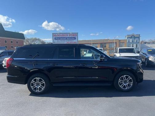 Black Metallic 2025 Ford Expedition Max Active
