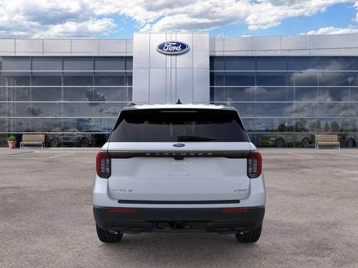 Space White Metallic 2026 Ford Explorer Active