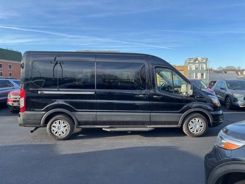 2023 Ford Transit-350 XLT