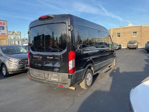 2023 Ford Transit-350 XLT