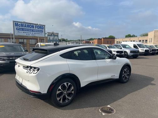 2021 Ford Mustang Mach-E Premium