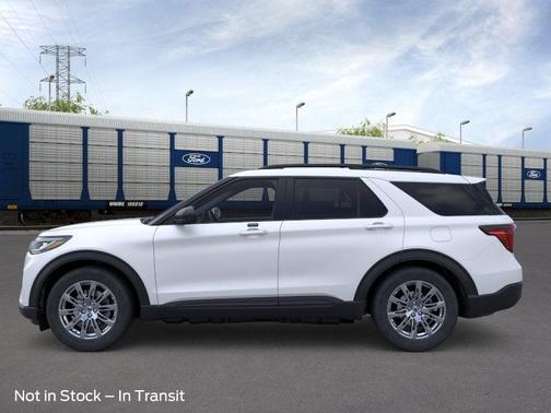 Star White 2026 Ford Explorer Active