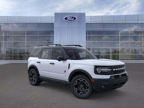 Space White Metallic 2026 Ford Bronco Sport Outer Banks