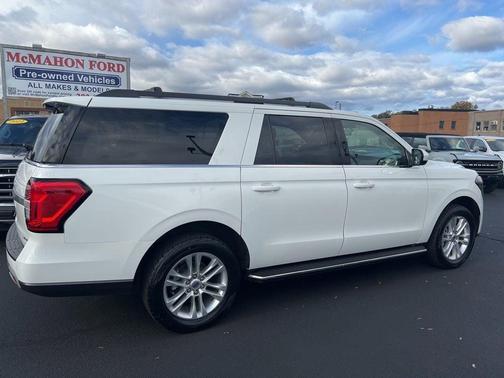 2022 Ford Expedition Max XLT