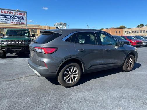 Gray Metallic 2022 Ford Escape SE