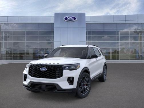 Star White 2026 Ford Explorer ST-Line