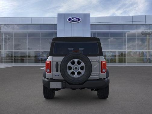 Avalanche Gray 2026 Ford Bronco Big Bend