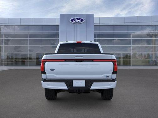 2022 Ford F-150 Lightning 