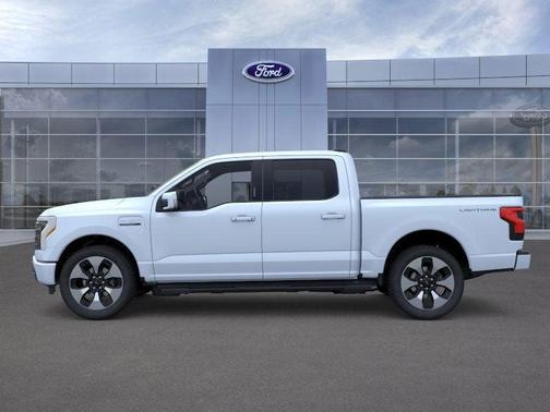 2022 Ford F-150 Lightning 