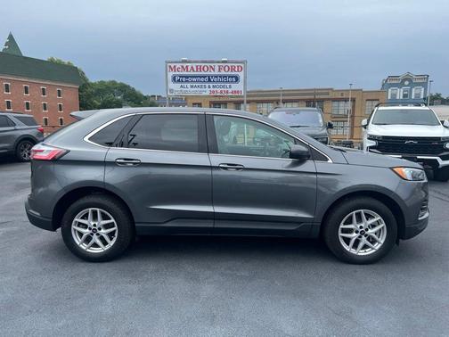 Gray Metallic 2024 Ford Edge SEL