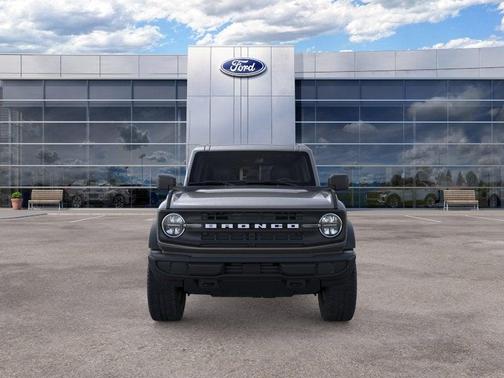 Carbonized Gray Metallic 2026 Ford Bronco Big Bend