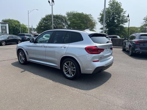 2021 BMW X3 M40i