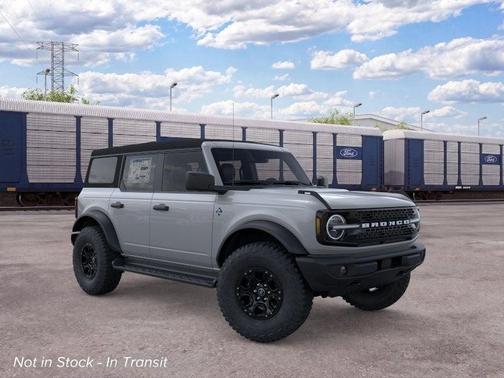 Avalanche Gray 2026 Ford Bronco Outer Banks