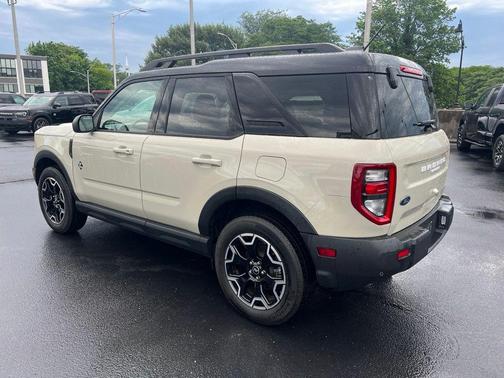 Desert Sand 2025 Ford Bronco Sport Outer Banks