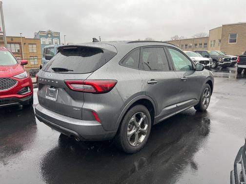 2023 Ford Escape ST-Line Select