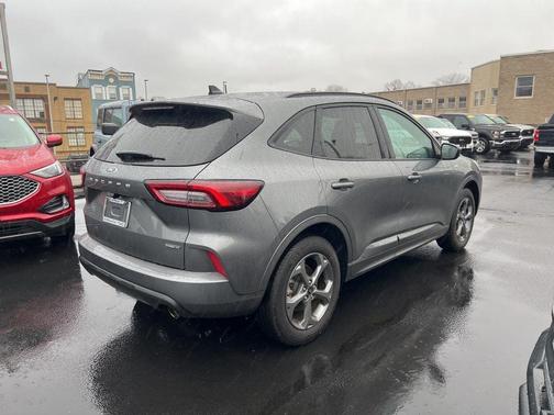 2023 Ford Escape ST-Line Select