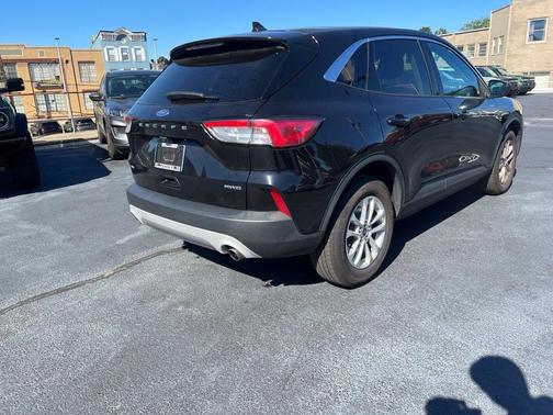 Black Metallic 2021 Ford Escape SE