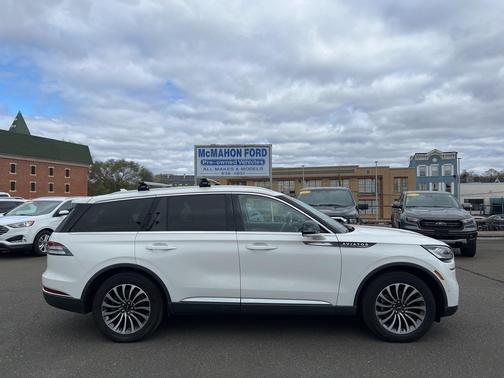 2022 Lincoln Aviator Reserve AWD