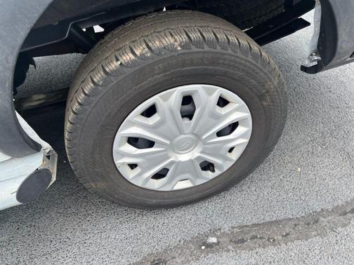 Oxford White 2025 Ford Transit-250 Base