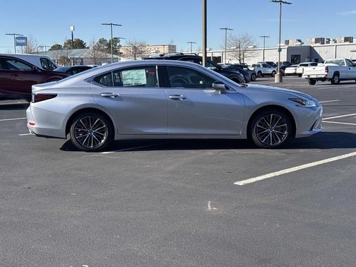 2025 Lexus ES 350 Base