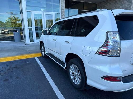 Starfire Pearl 2017 Lexus GX 460 Premium