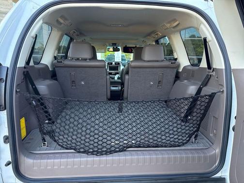 Starfire Pearl 2017 Lexus GX 460 Premium