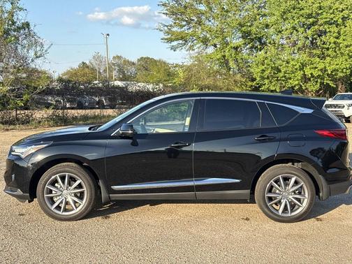 Majestic Black Pearl 2023 Acura RDX Technology Package