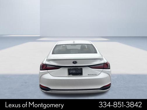 2025 Lexus ES 300h Base