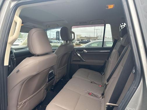 2023 Lexus GX 460 Premium