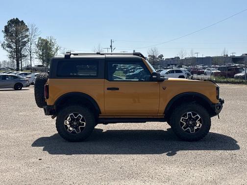 CYBER ORANGE MET TRI-COAT 2021 Ford Bronco Badlands