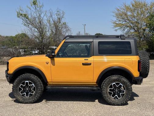 CYBER ORANGE MET TRI-COAT 2021 Ford Bronco Badlands
