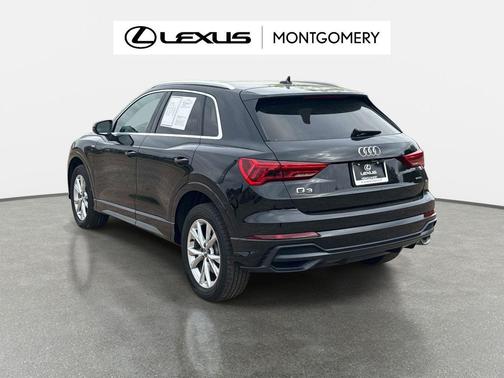 Mythos Black Metallic 2021 Audi Q3 45 S line Premium