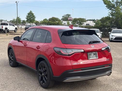 Milano Red 2024 Honda HR-V Sport