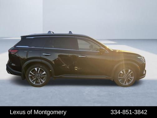 2022 INFINITI QX60 Luxe