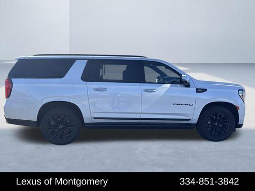 2022 GMC Yukon XL Denali