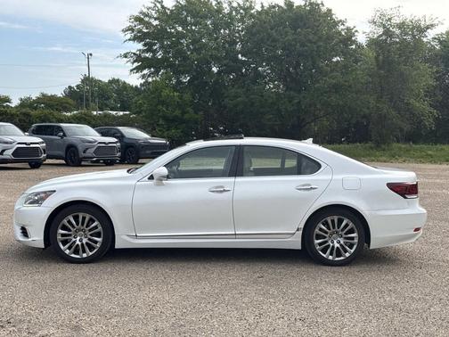 Starfire Pearl 2013 Lexus LS 460 Base