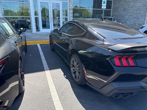 SHADOW BLACK 2024 Ford Mustang Dark Horse Fastback